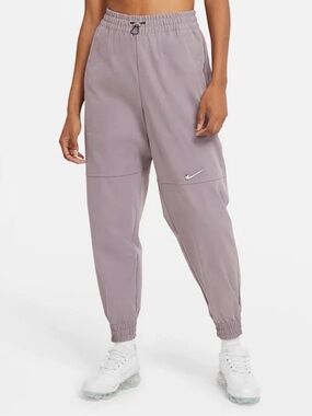 Nike Sportswear Swoosh Women's Woven Jogger Pants Lilac